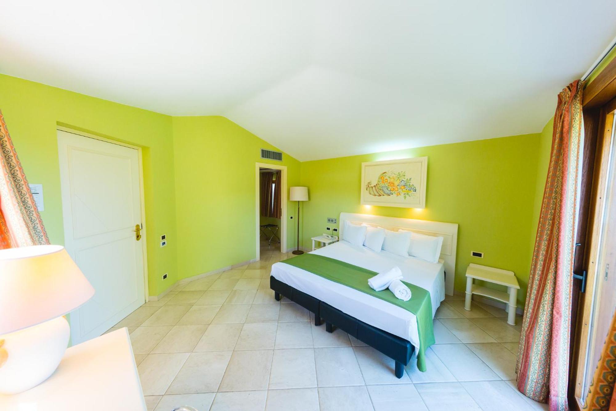 Argonauti Greenblu Resort มารินา ดิ พิสติชชี ภายนอก รูปภาพ