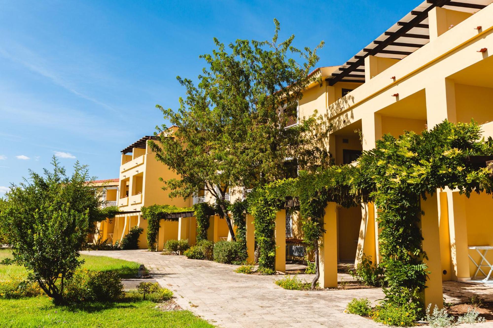 Argonauti Greenblu Resort มารินา ดิ พิสติชชี ภายนอก รูปภาพ